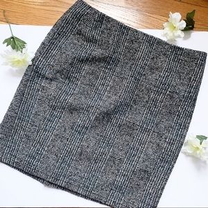 3 FOR $25 ANN TAYLOR Wool Tweed Mini Skirt Size 6